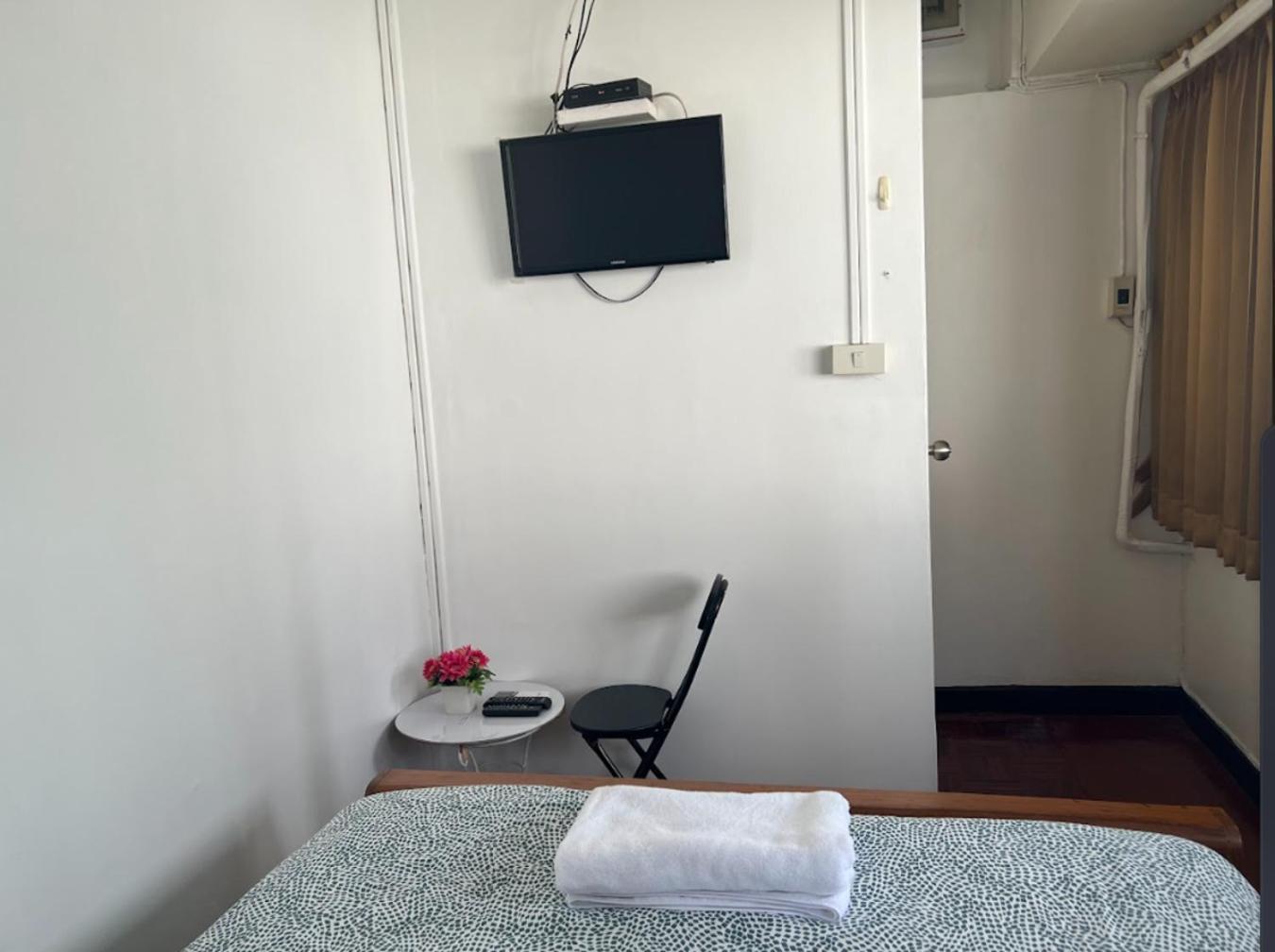 Reehouse@Soi Cowboy/Asoke Bts Hotel Bangkok Luaran gambar